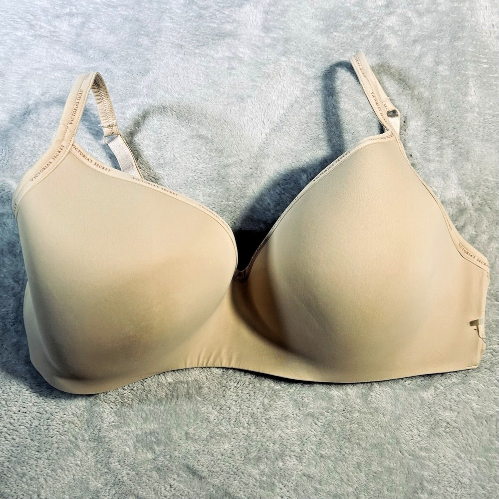 Victorias Secret Wireless Bra 40DD Beige Lightly Lined Tshirt Logo Everyday